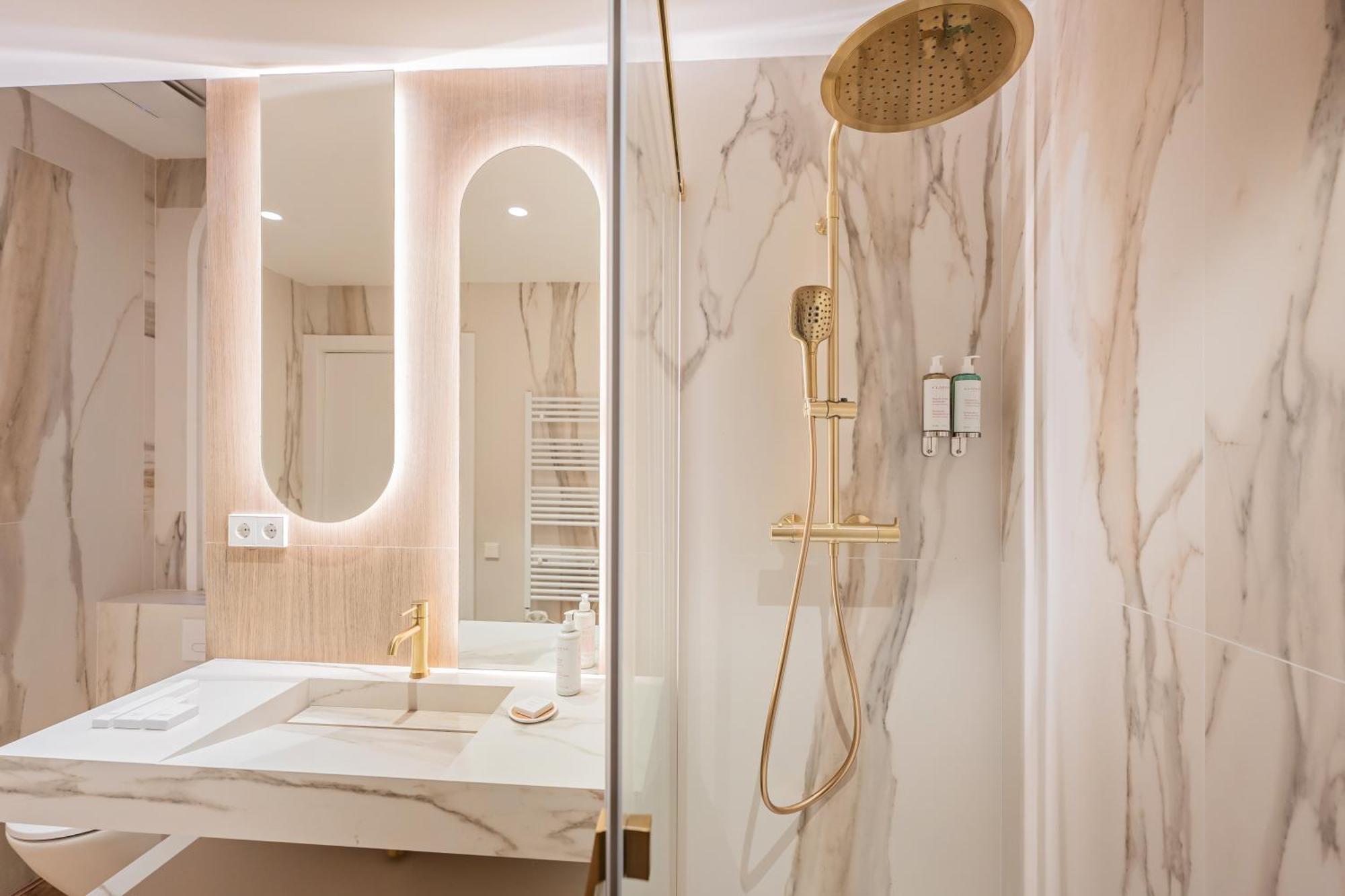 Diagonal Suites By Sweett Barcelone Extérieur photo
